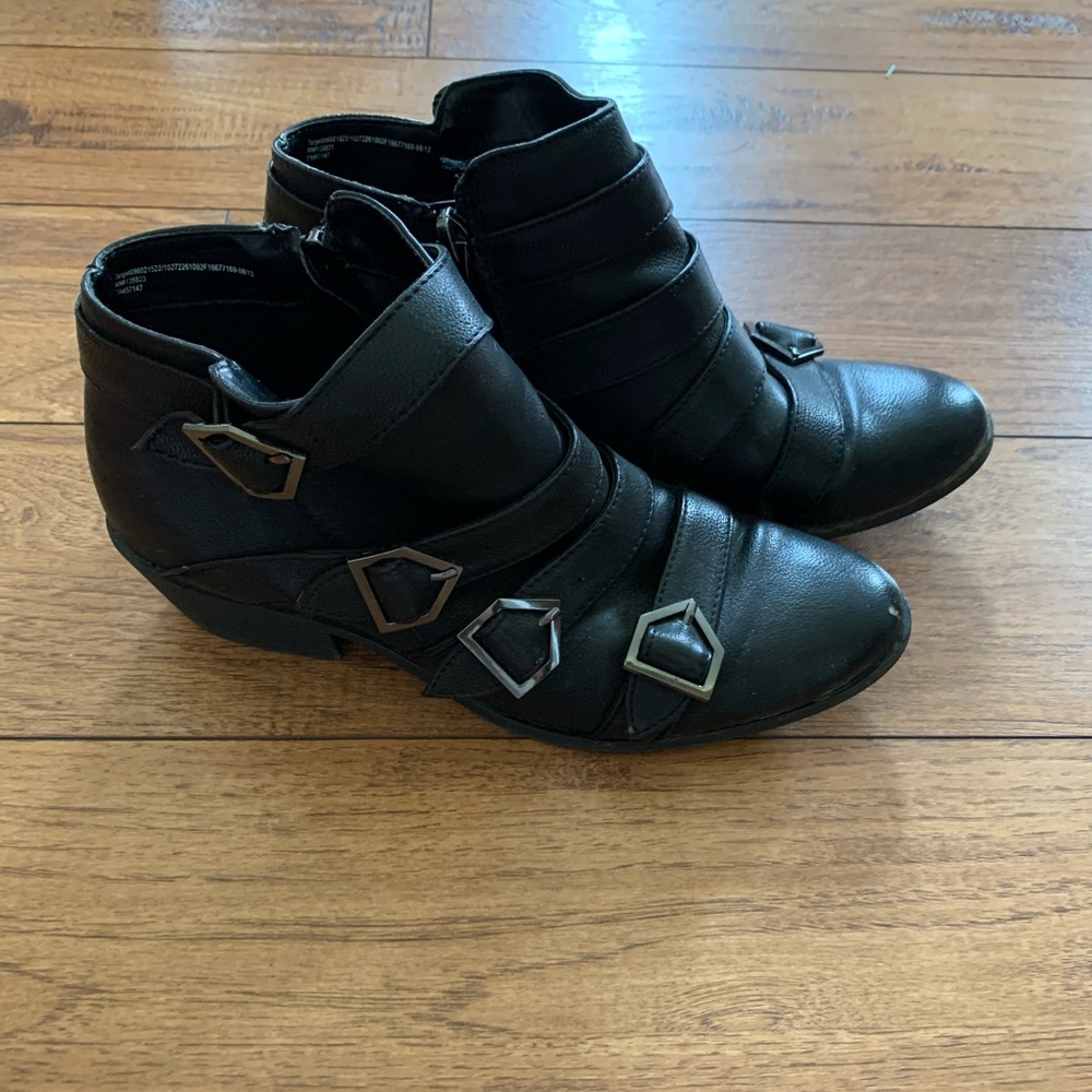 Sam & Libby boots